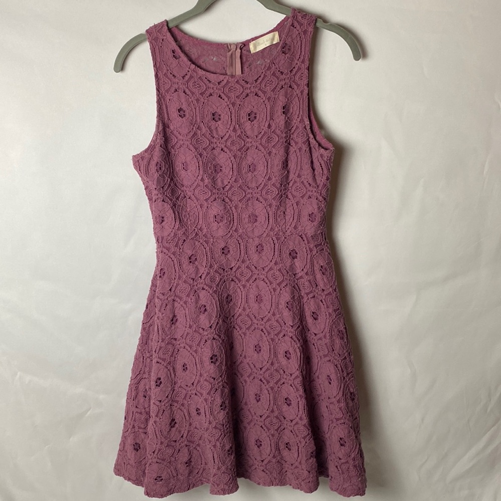 Altar’d State S dusty rose/light maroon dress, lace overlay, sleeveless, lined